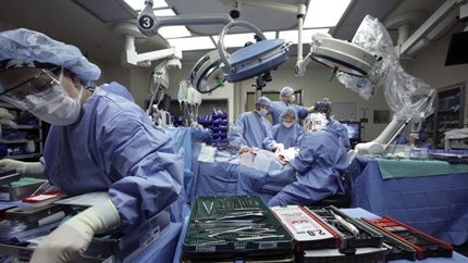 For Dermatology & Plastic Surgery Professionals | Cleveland Clinic